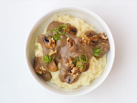 Vegan Creamy Mashed Potatoes with Vegan Mushroom Gravy